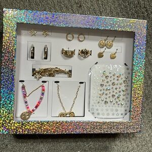 NWT Macy’s Jewelry 12 pieces set in jewelry box